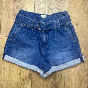 Alice + Olivia Medium Wash Jean Shorts Size 30